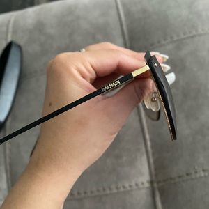 Balmain sunnies